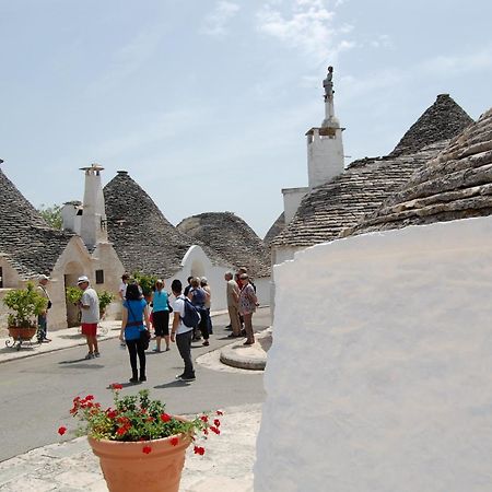 Trulli Holiday Albergo Diffuso Alberobello Exterior photo