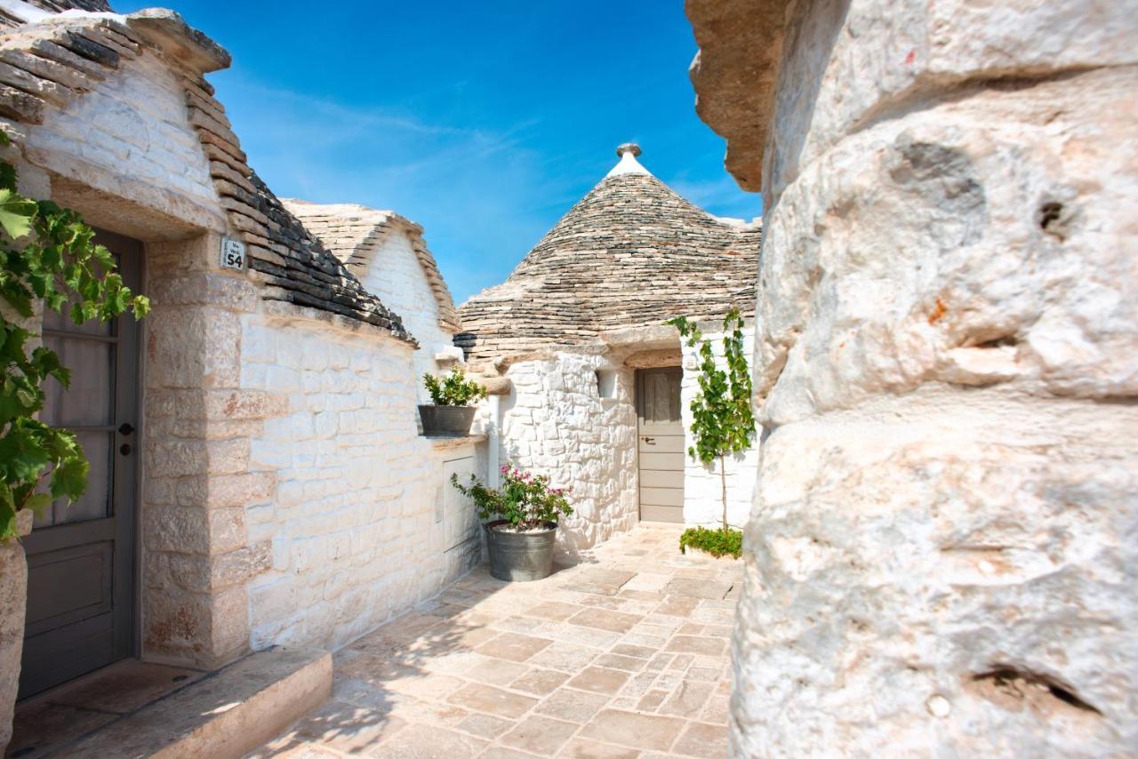 Trulli Holiday Albergo Diffuso Alberobello Exterior photo