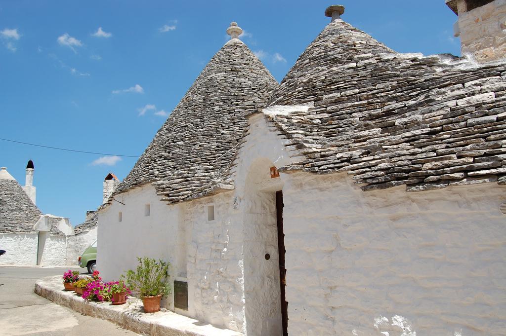 Trulli Holiday Albergo Diffuso Alberobello Room photo