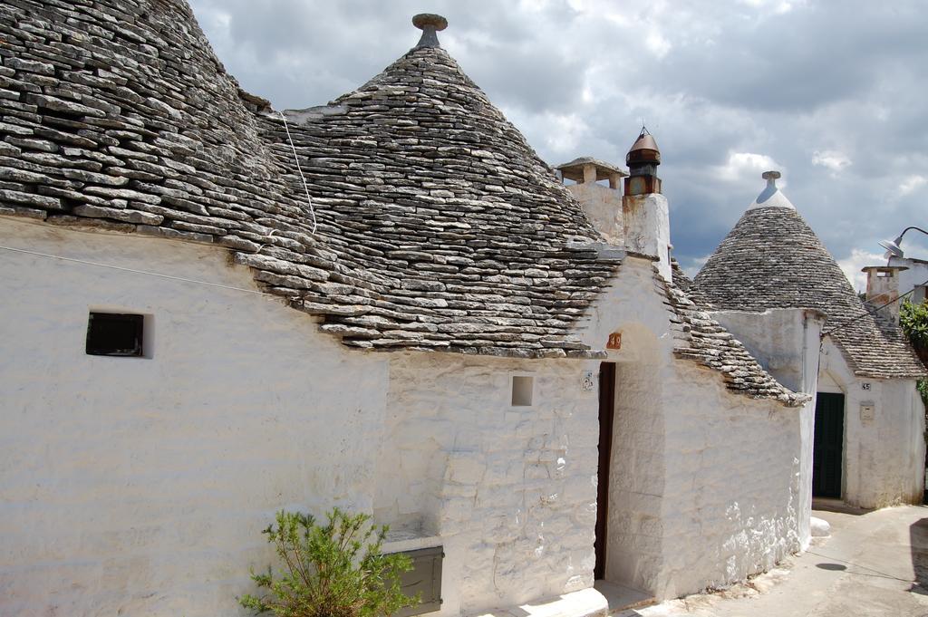 Trulli Holiday Albergo Diffuso Alberobello Exterior photo